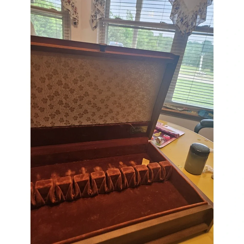 Vintage Silverware Chest Orange Suede/Velvet Inside‎ Very Pretty